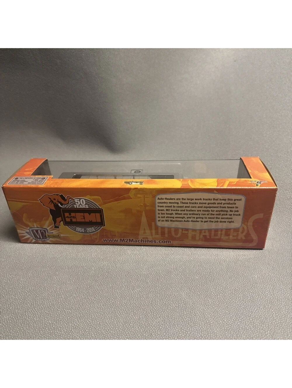 1:64 M2 Machines Auto-Haulers 1957 Dodge COE & 1969 Barracuda Road Runner Orange